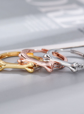 桃子男女款钛钢个性可爱简单上新