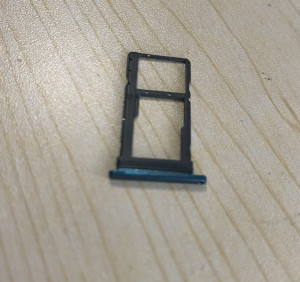 海信HLTE226T SIM卡托金刚6