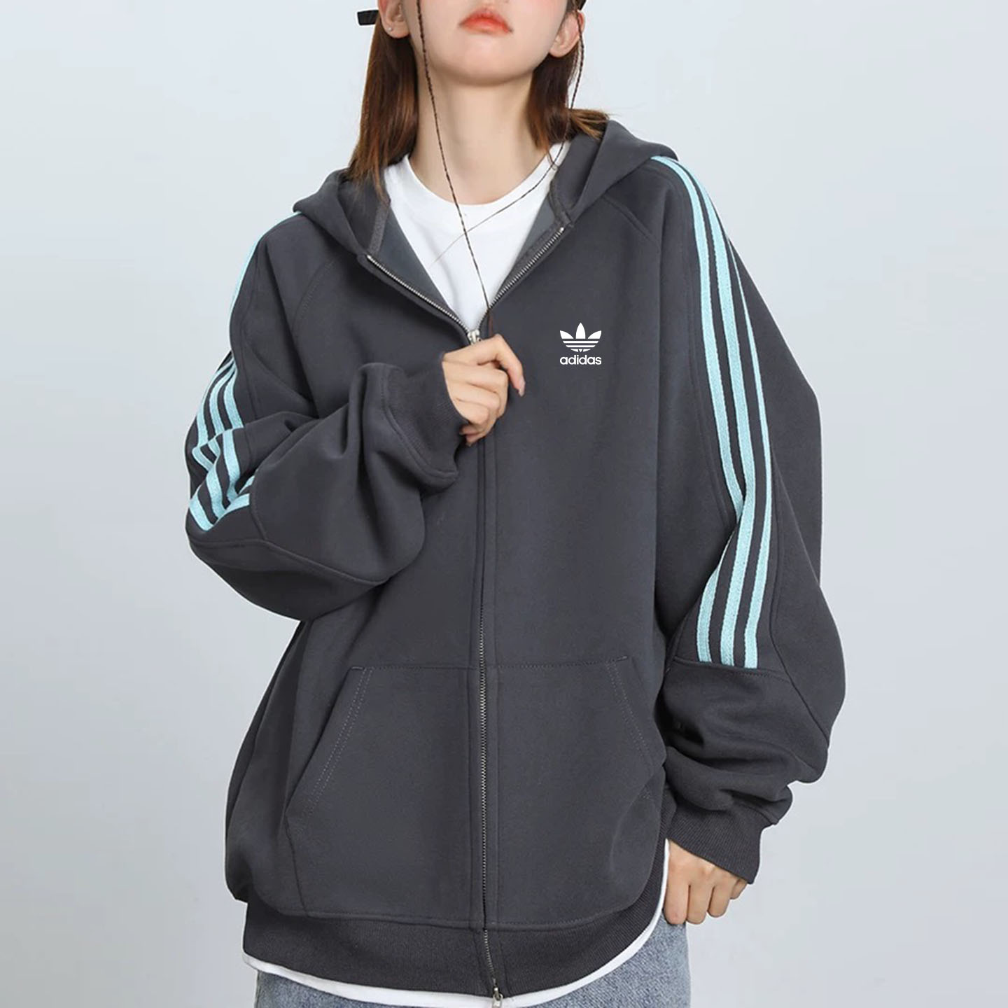 阿迪达斯三条杠连帽卫衣宽松开衫
