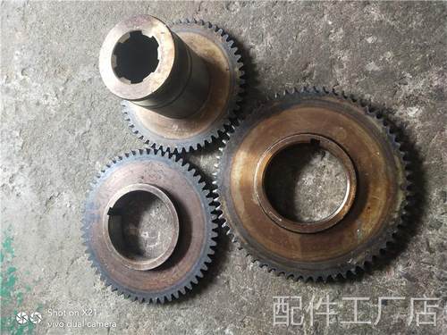 兰州机床厂CW663/CW6180车床1配件2050 /2051 /2052齿轮机床配件