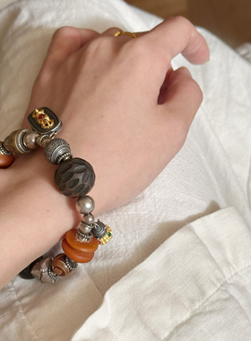 叶优里纯银金刚杵蜜蜡象守彩玉沉香片护符祥云平安喜乐手串