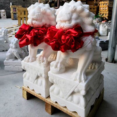 精雕石狮子一对大型汉白玉青石