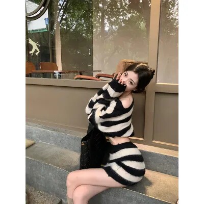 夹心套装纯欲风条纹针织毛衣套装裙女高腰包臀短裙两件套