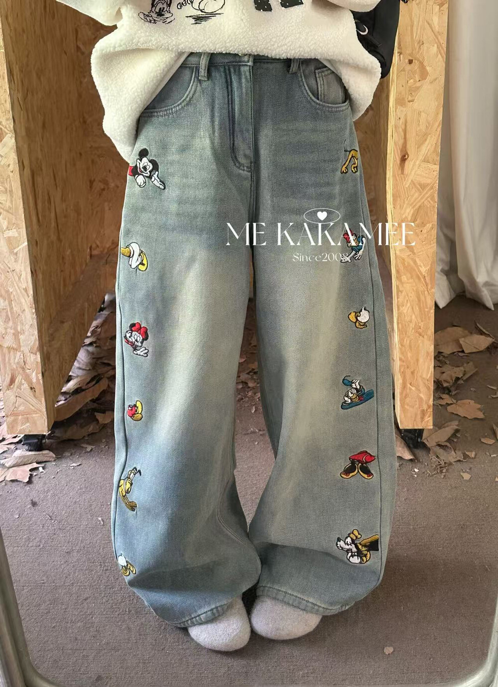 KAKAMEE冬新品复古洗水刺绣卡通米奇图案加绒牛仔裤拖地裤C0619