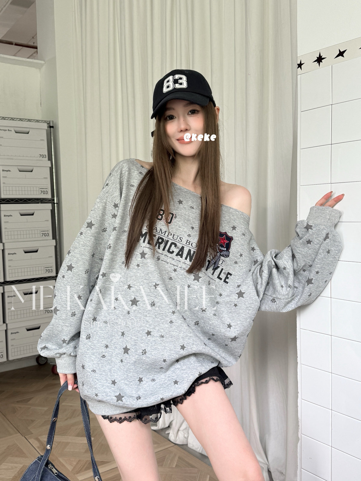 ME KAKAMEE秋美式复古满印星星徽章贴布绣斜肩宽松大版卫衣S5608