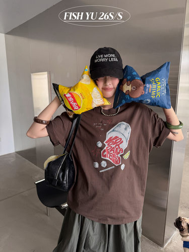 FISH YU夏美式复古涂鸦冰块玻璃杯白墨印花宽松大版圆领短袖T恤