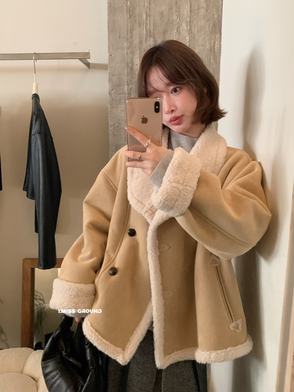 IMISS冬新款韩版简约高品质加厚翻领羊羔毛羊毛外套棉服女H90586