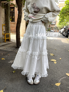 KAKAMEE韩版气质休闲蕾丝拼接半身裙白色高腰显瘦中长款a字伞裙女