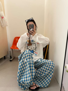 東ROOM夏减龄HelloKitty图案休闲宽松百搭休闲日大码长袖T恤