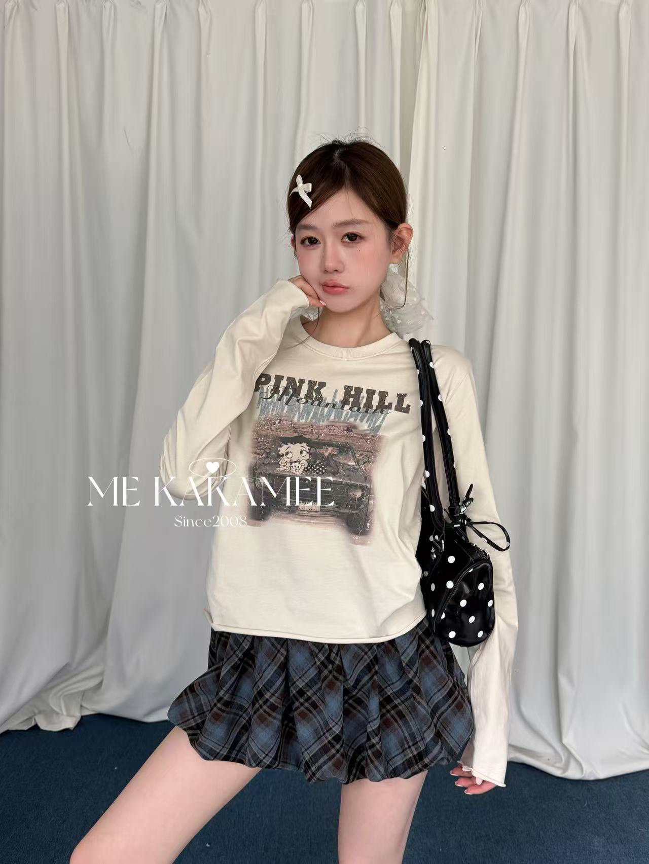ME KAKAMEE秋新品洗水工艺喷画汽车贝蒂设计感常规长袖T恤9637
