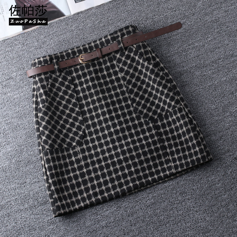 丝绒短裙格子a字半身裙女秋冬2021年新款时尚腰带半裙包臀一步裙
