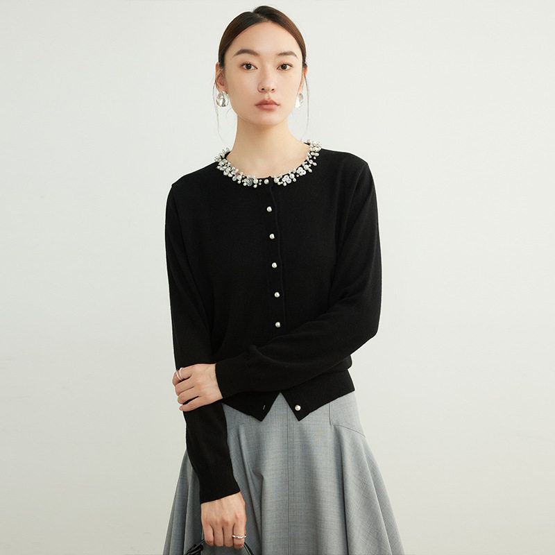 Miu里Miu气！薄款钉珠羊毛针织衫