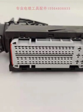 适用欧曼德龙J6潍柴自主国五电脑板ECU电路板插头插座76针线灰色