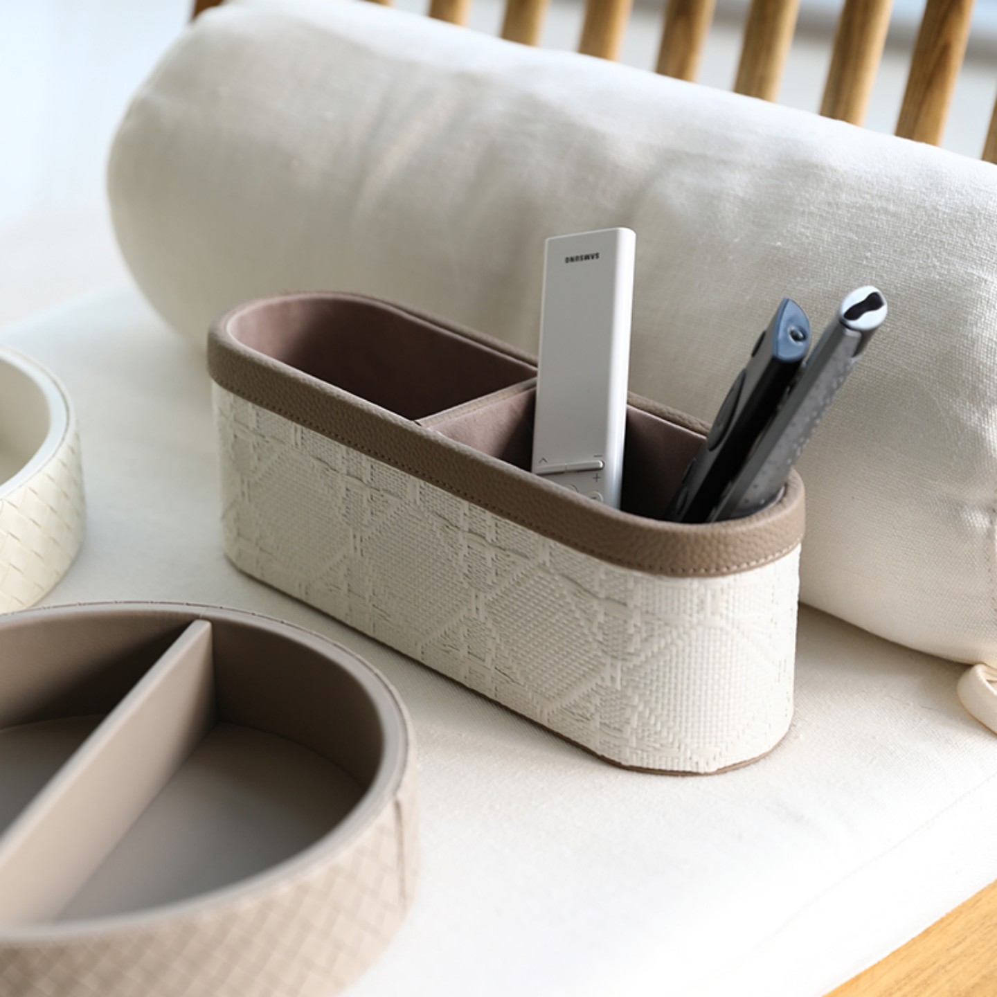 赫本家法式轻奢遥控器收纳