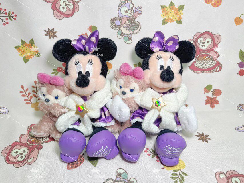 现货东京迪士尼冬日米妮抱玫玫公仔挂件  米妮抱雪莉玫公仔挂件