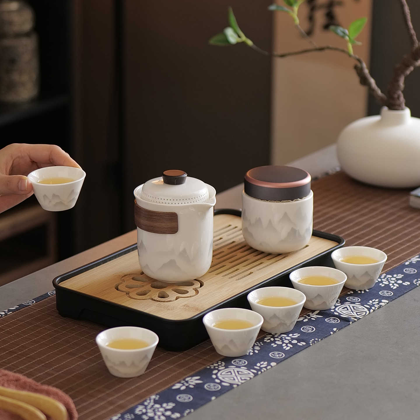 户外露营白瓷水墨快客杯轻奢便携式一壶四杯泡茶壶旅行茶具收纳包