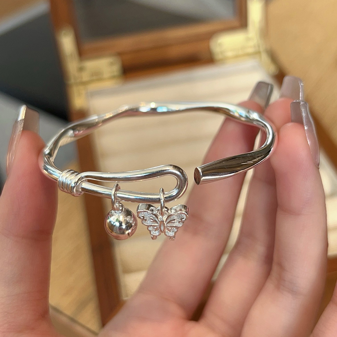 莫比乌斯蝴蝶实心甜美银手镯