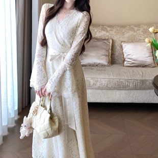 纯欲V领收腰显瘦羽毛纱优雅蕾丝长袖 法式 连衣裙 格蕾丝日记