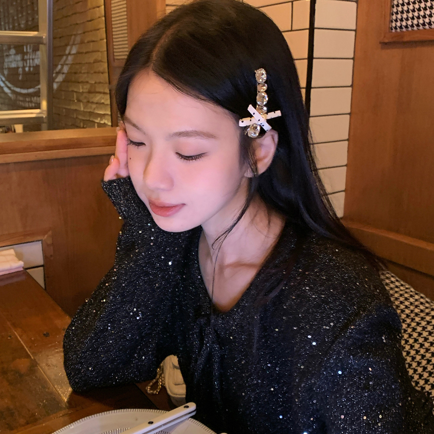 黑白波点蝴蝶结水钻弯夹鸭嘴夹韩系芭蕾风侧边刘海夹发卡发饰头饰