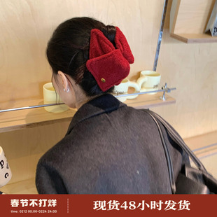 质感毛呢金标三角形抓夹显发量后脑勺发抓贝壳鲨鱼夹发卡高级感女