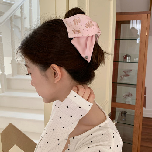 奶油草莓~韩系缎面小熊波点抓夹三角形发抓鲨鱼夹饱满后脑勺发饰