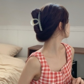 极简设计抓夹百搭发抓盘发夹子高级感发卡后脑勺鲨鱼夹发饰新款 女
