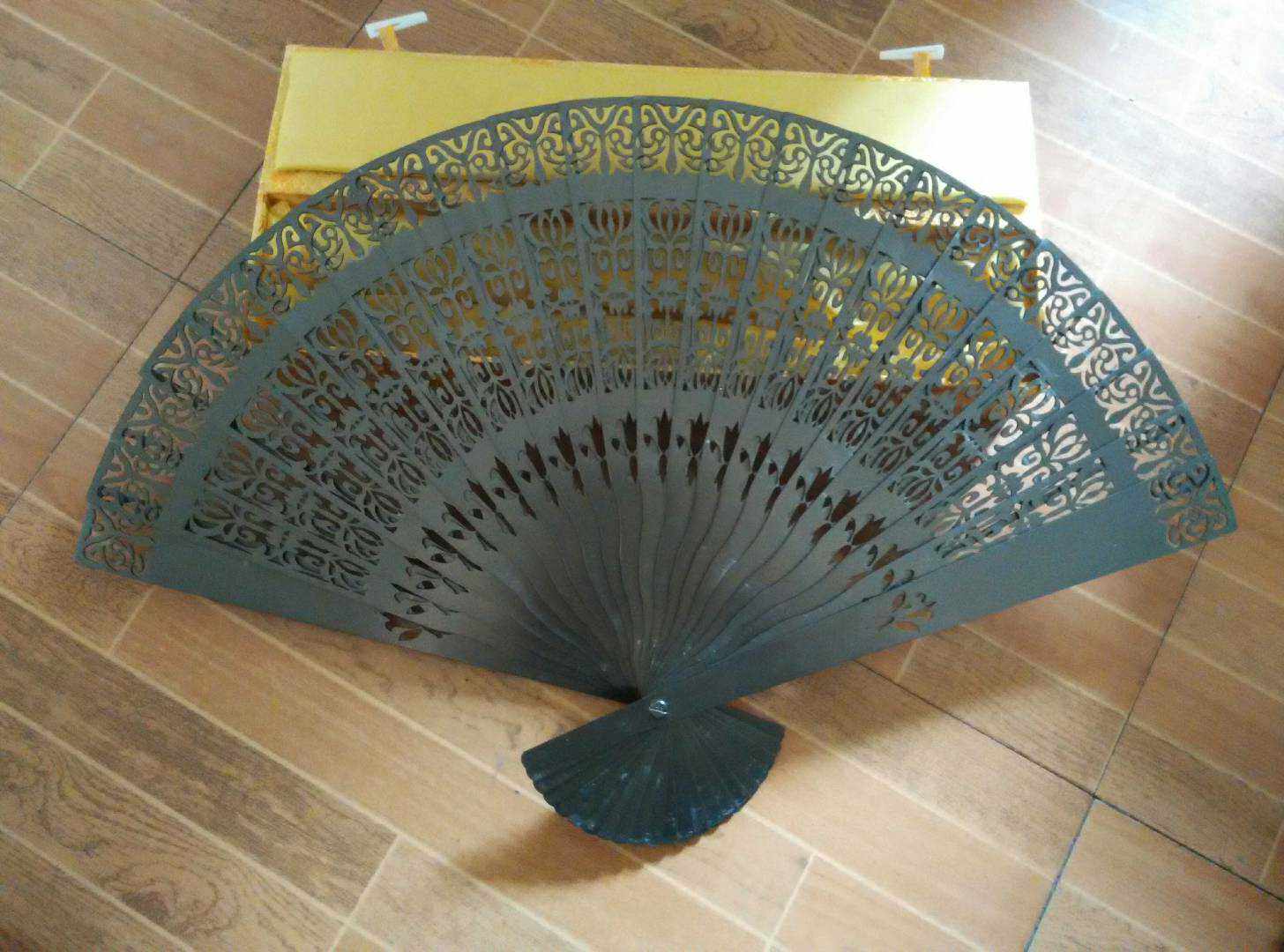 热卖铁扇子扇工艺扇黑色扇子武术金属家居饰品摆件兵器商务折扇