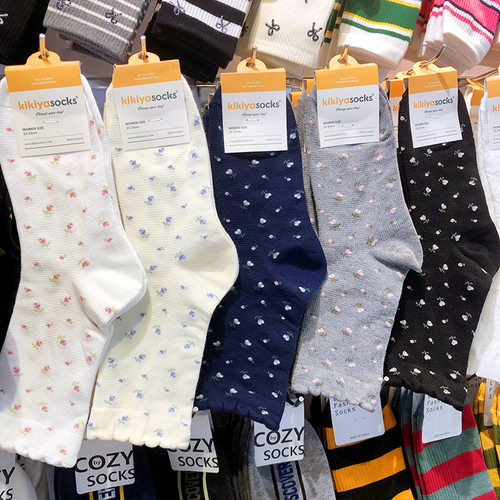 韩国KIKIYA女袜秋冬新款郁金香女生棉袜韩式田园花朵中筒袜子1239