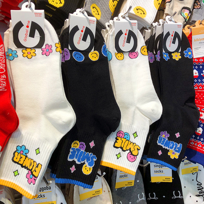 新款字母笑脸女袜韩国进口