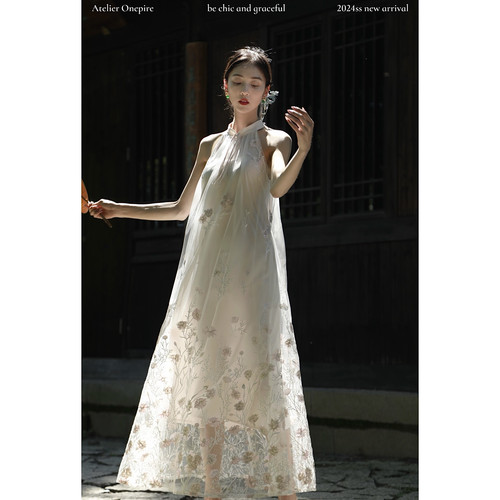 重工刺绣网纱新中式连衣裙