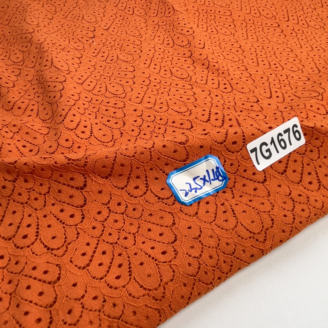 1.02斤30元包邮7G1676棉线车骨蕾丝含棉成分2.35×1.45米