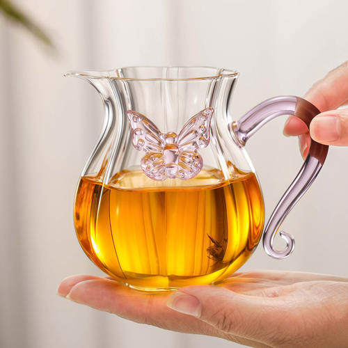 新款春日蝴蝶公道杯洛神公杯带把花形分茶器耐高温玻璃茶海280ml