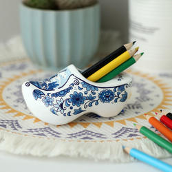 荷兰木鞋卷笔刀彩铅小型笔筒办公书桌柜子书架装饰木质工艺品摆件