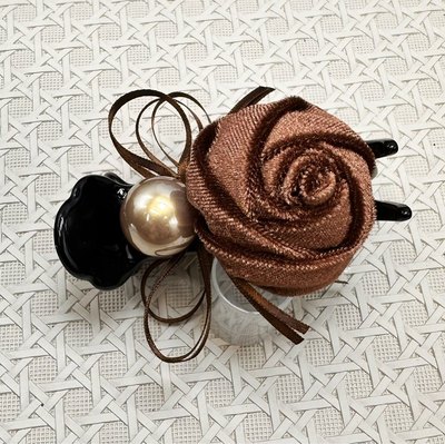 花西子珍珠丝绒丸子夹，马尾夹