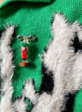 apiao 草莓拿铁 圣诞限定复古俏皮小配饰手工定制