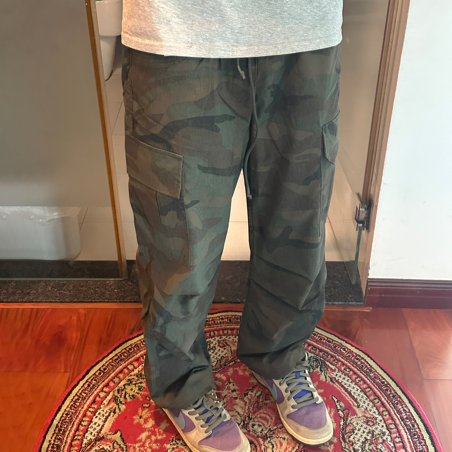 裤子秋冬迷彩工装裤男宽松直筒潮流百搭美式高街阔腿裤休闲伞兵裤