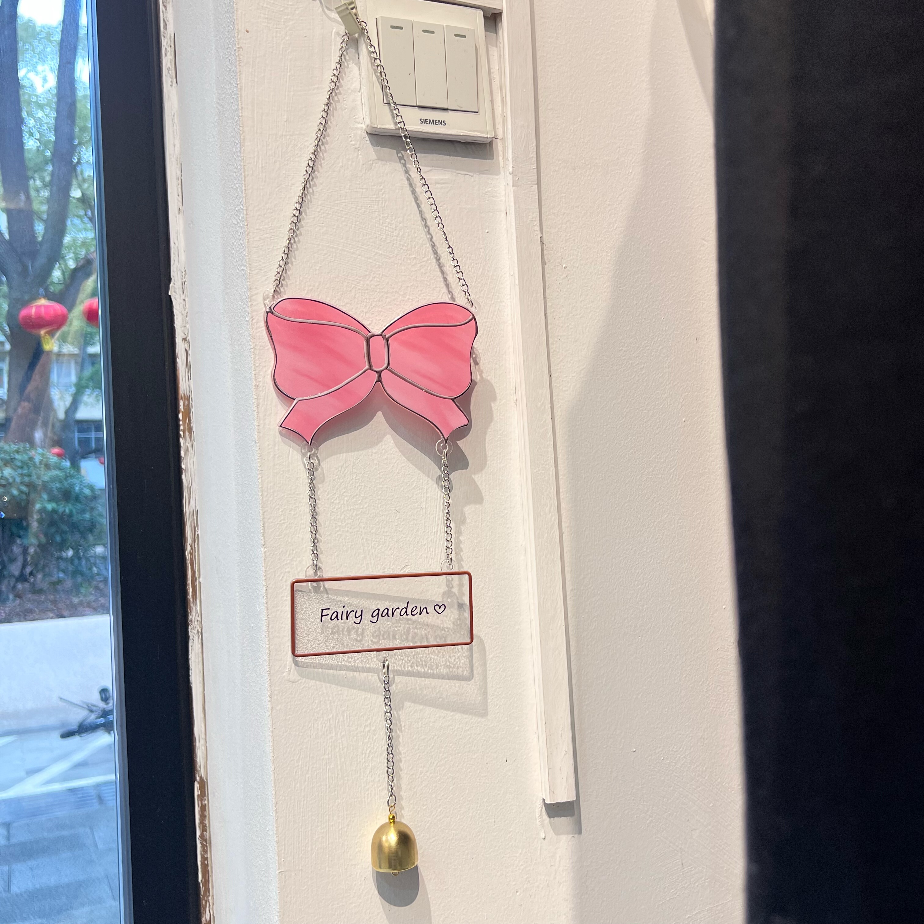 韩国同款玻璃粉色蝴蝶结仙女的花园超仙气咖啡店铺挂门上