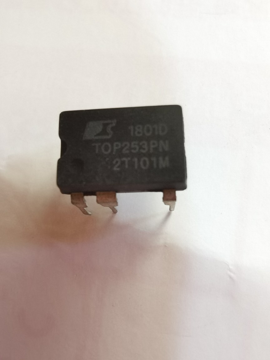 TOP253PN DIP-7 电源管理芯片 7脚直插 J0485