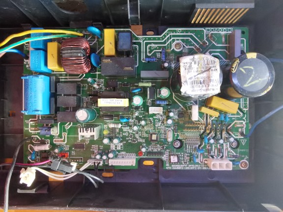 KFR-26W/BP2-185变频板美的