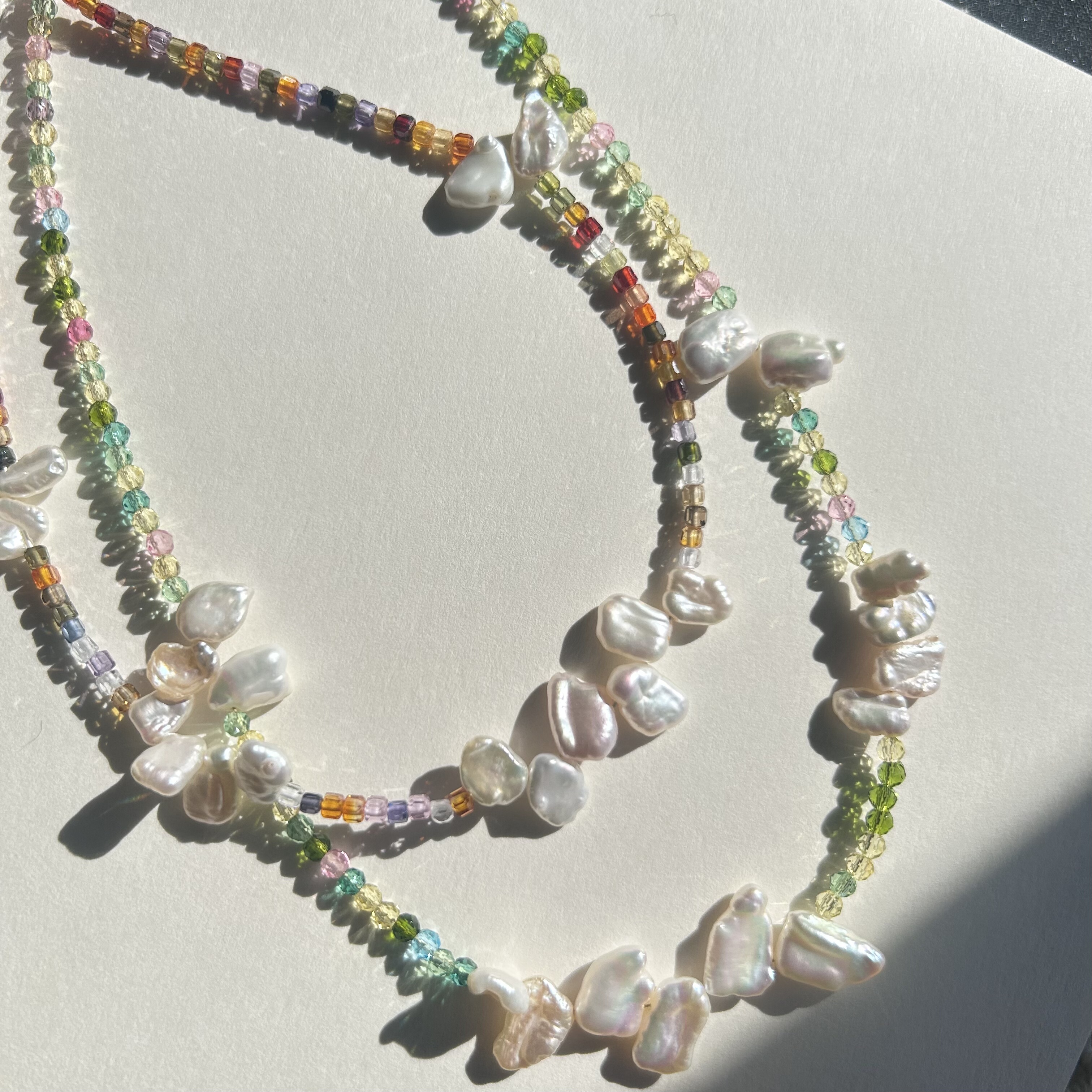 原创 彩色多巴胺天然花瓣巴洛克珍珠尖晶石项链 ins精致小众设计