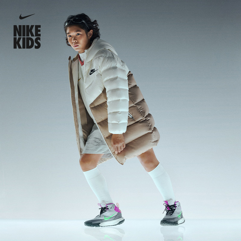 耐克风行者系列大童拒水羽绒外套冬男女童NIKE WINDRUNNER IQ3183
