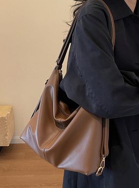 复古大容量包包女2026新款秋冬双肩包高级质感通勤女包单肩托特包