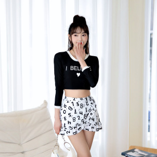 新款 韩国ins遮肚显瘦性感运动风 泳衣女纯欲风温泉保守分体长袖