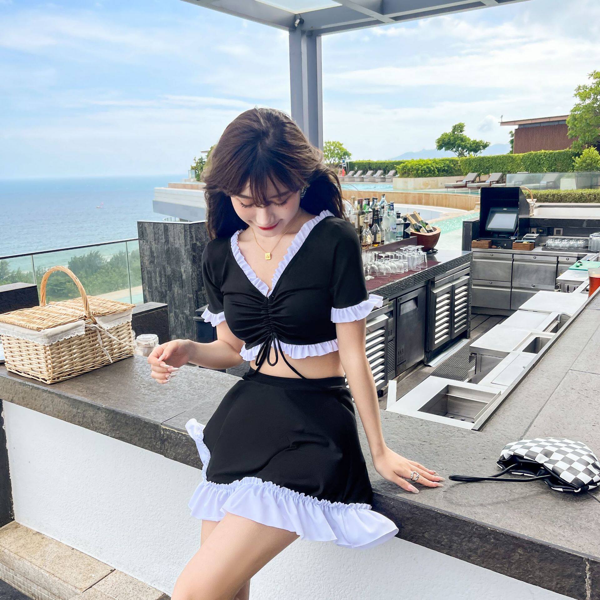 泳衣女2025新款温泉学生短裙显瘦裙式短袖分体高腰小清新韩版