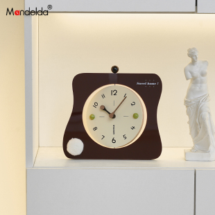 Mandelda新款书房卧室桌面座钟摆件客厅电视柜酒柜创意时钟装饰品