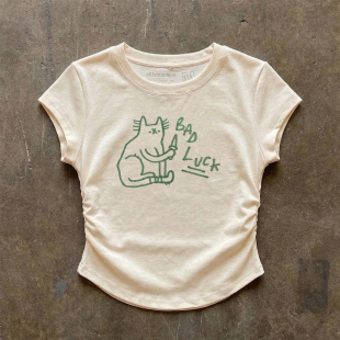 上衣 bm风短款 美式 复古小众手绘坏luck小猫印花T恤夏抽绳褶皱修身