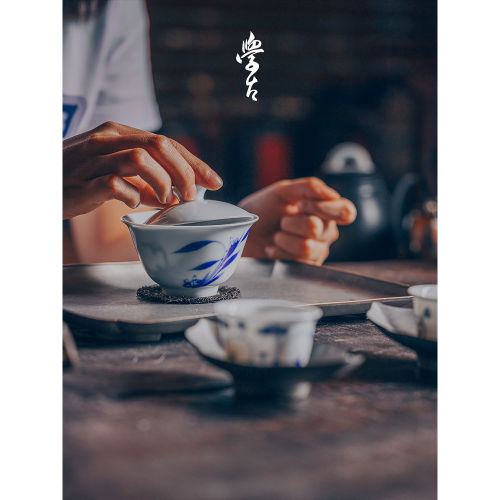 景德镇纯手工兰花沁香盖碗 不烫手景德镇薄胎盖碗高档学古130ml