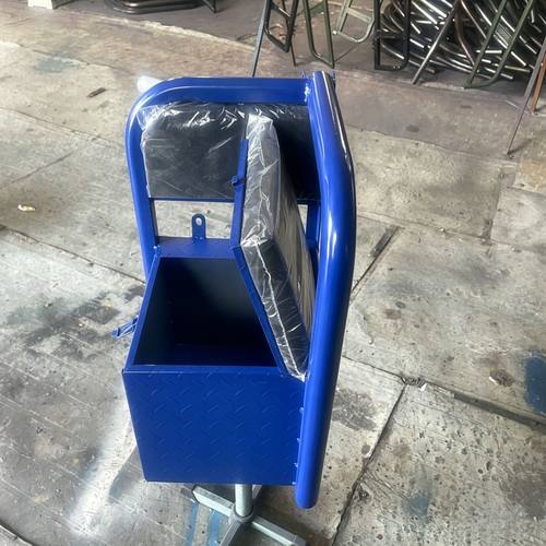 三轮车通用改装铁工具箱