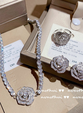 波光粼粼玫瑰花朵石项链 镀18K金蔷薇花锆石满钻锁骨链流苏耳坠