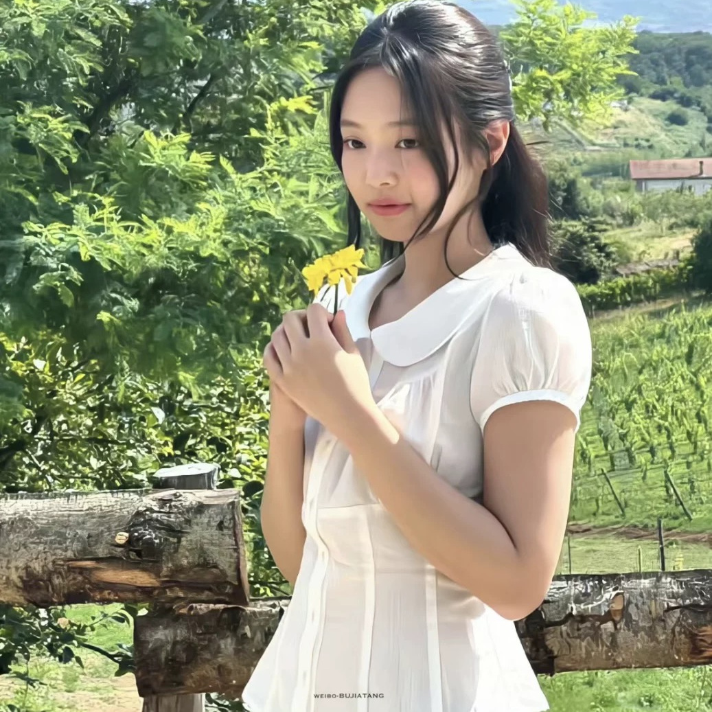 HHYB别来无恙 【Jennie同款】新款娃娃领衬衫泡泡短袖上衣Q252038